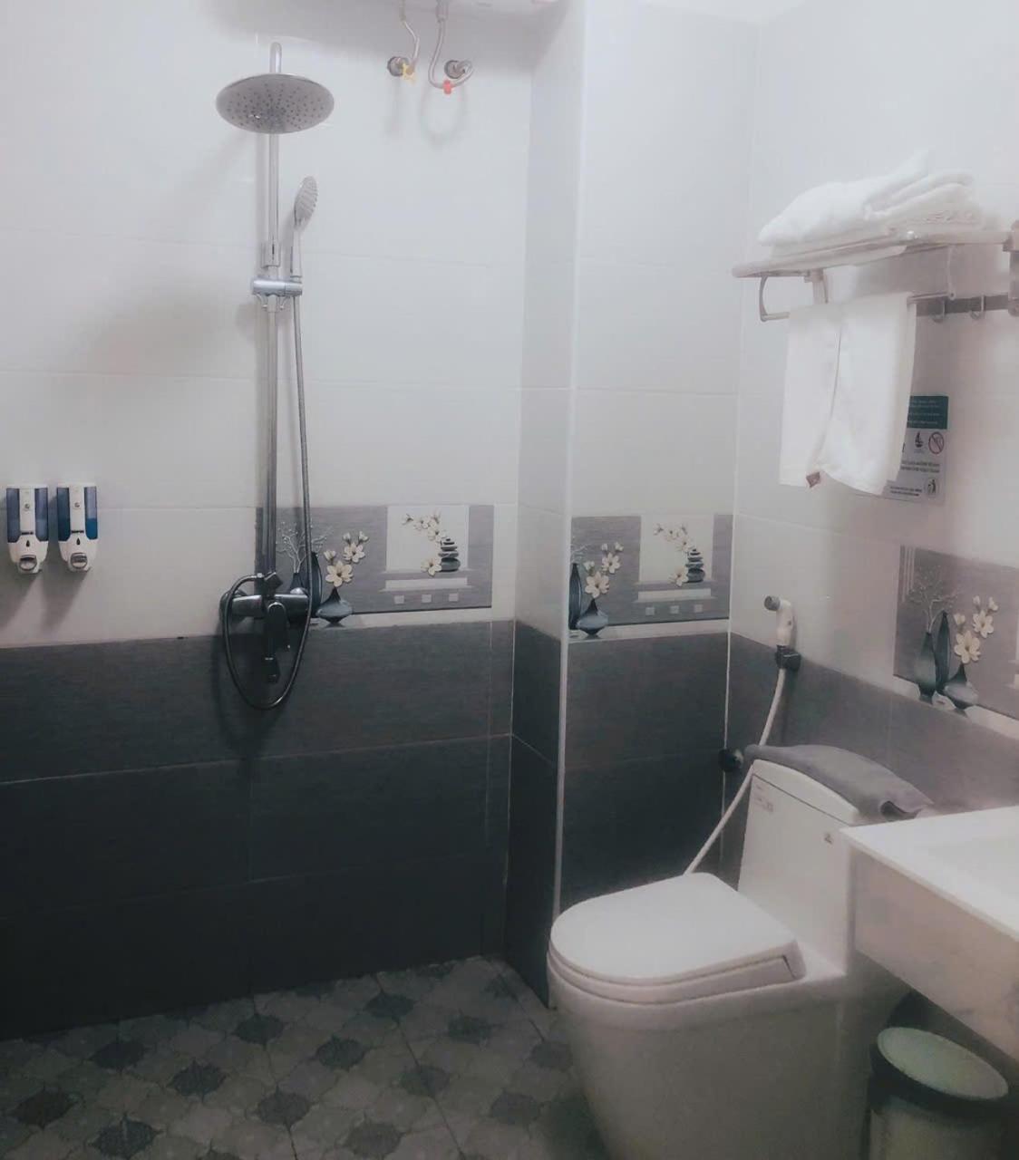 Green Bay Hotel ها لونغ المظهر الخارجي الصورة